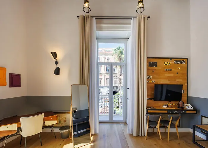 Dante House By House In